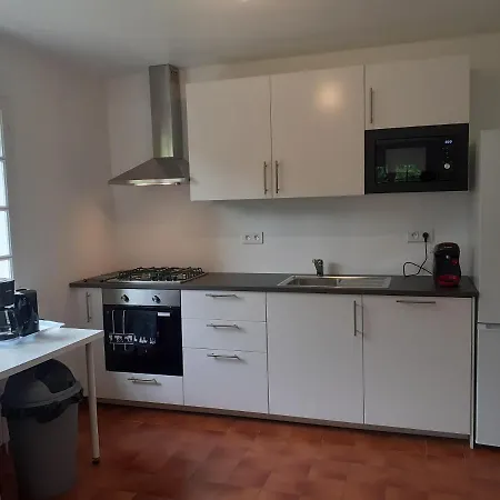 Maison Au Calme Grand Jardin Prive Aire De Jeux De Guerledan Holiday home *